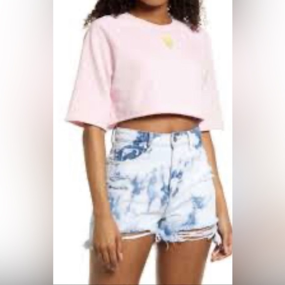 NWT BP Fleece Cropped Pullover with Flower Emblem Size Small. - Picture 1 of 3